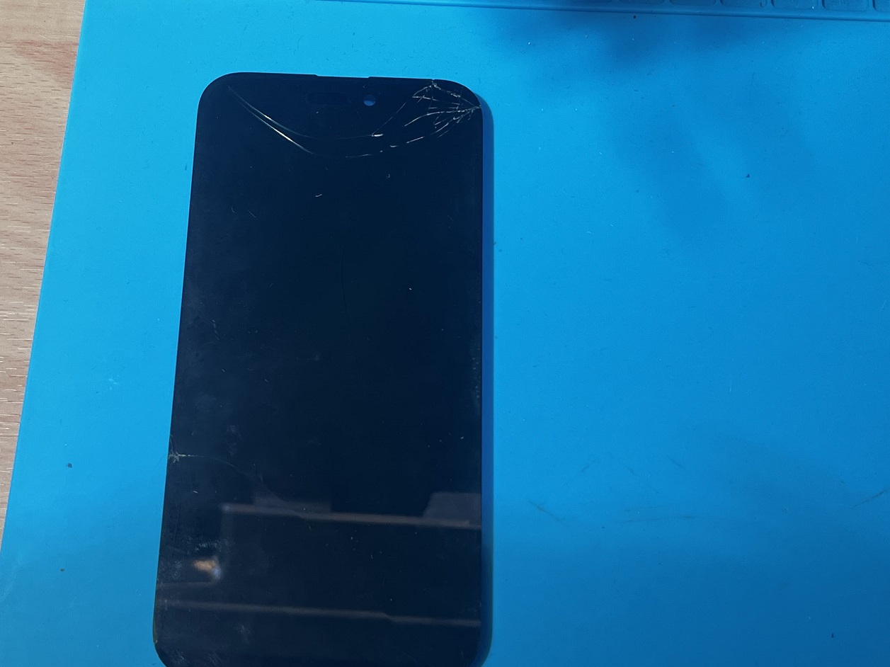 iPhone14promax(アイフォン14プロマックス)画面修理【スマホ修理工房札幌店】
